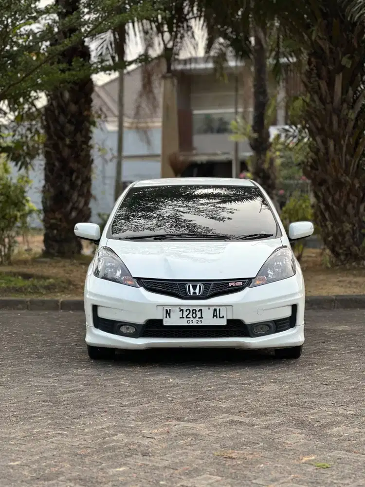 JAZZ RS GE8 2014 MATIC SUPER TOP ISTIMEWAH