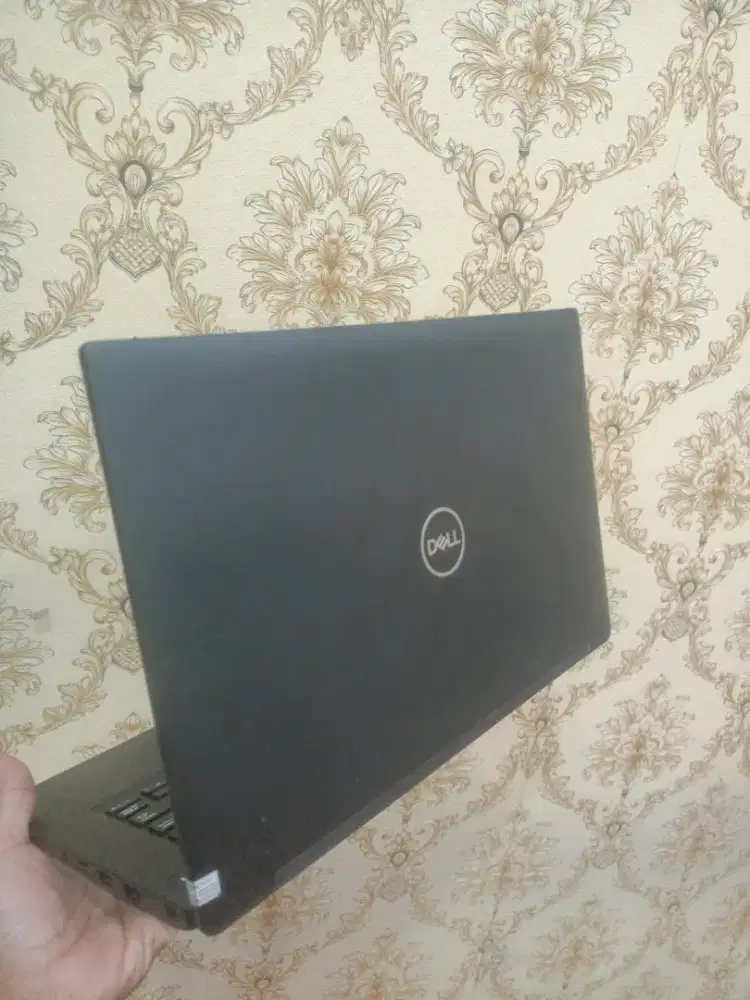 Lactop dell latitude 7490 ram 8 SSD 256 gen 8 mlus unit SM charger aja