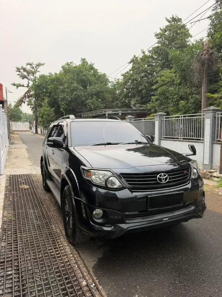 DIJUAL FORTUNER G TRD 2015