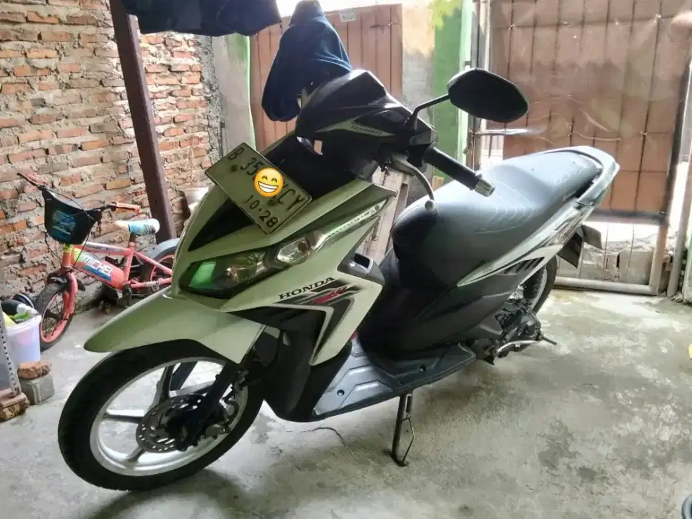 DIJUAL HONDA VARIO TECHNO 2011