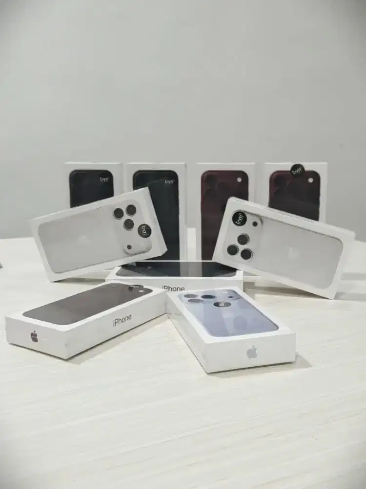 iPhone 18 256 terbatas burgundy