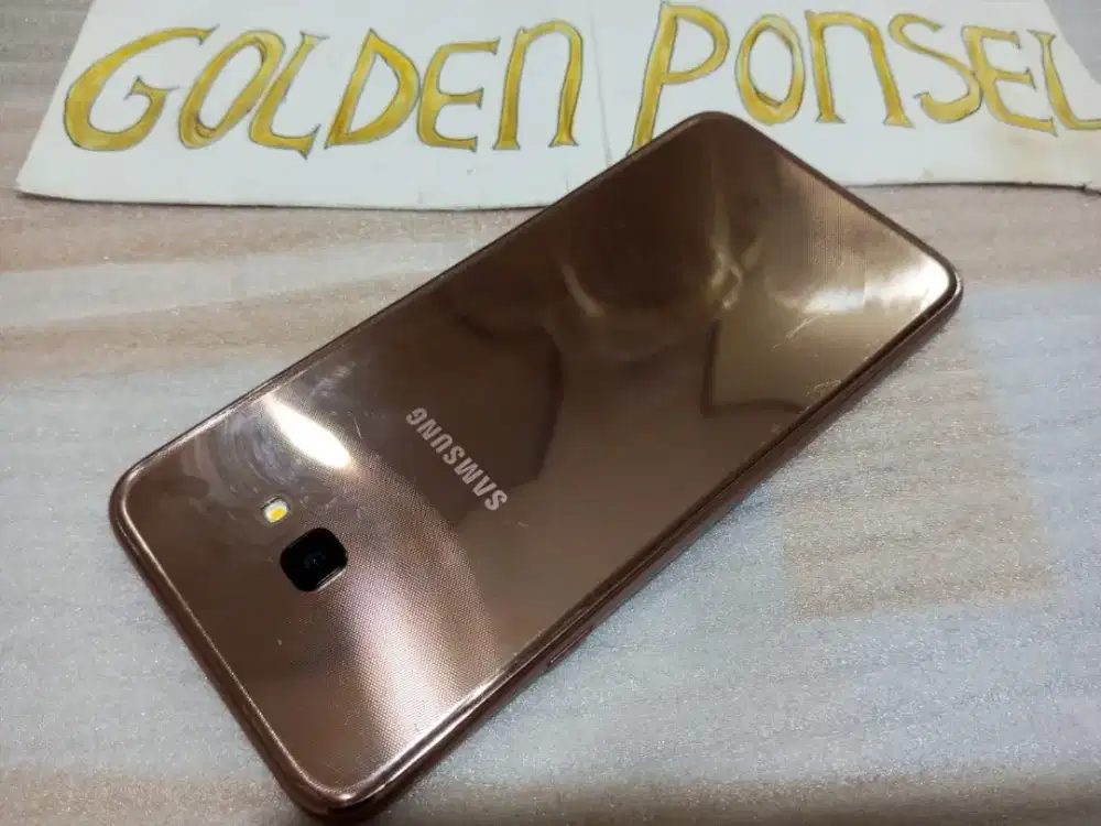 Galaxy J4 Plus-4G.Ram 2/32GB.ORI.Dualsim #GOLDEN PONSEL