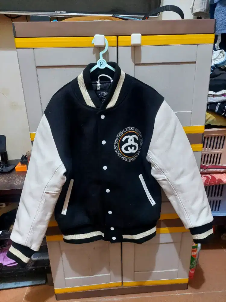 Varsity jaket Stussy