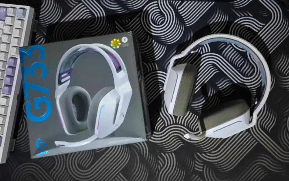 FOR SALE LOGITECH G733