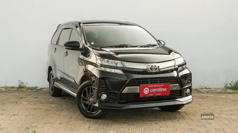 TOYOTA AVANZA VELOZ 1.5 GR AT 2021 HITAM