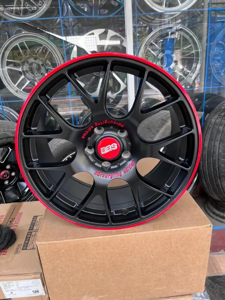 Bbs nurburgring ring 18x8,5 pcd 5x114,3 ET 40 4pcs