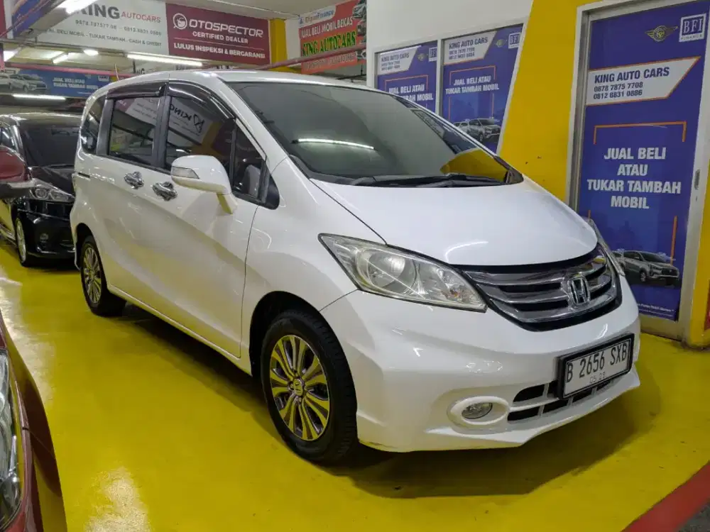 HONDA FREED E PSD AT 2015