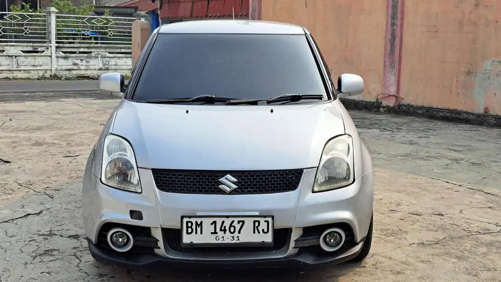 Suzuki Swift 2011 Bensin