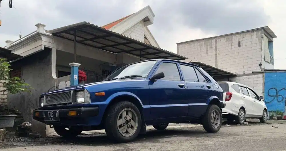 Daihatsu Charade 1982 Bensin