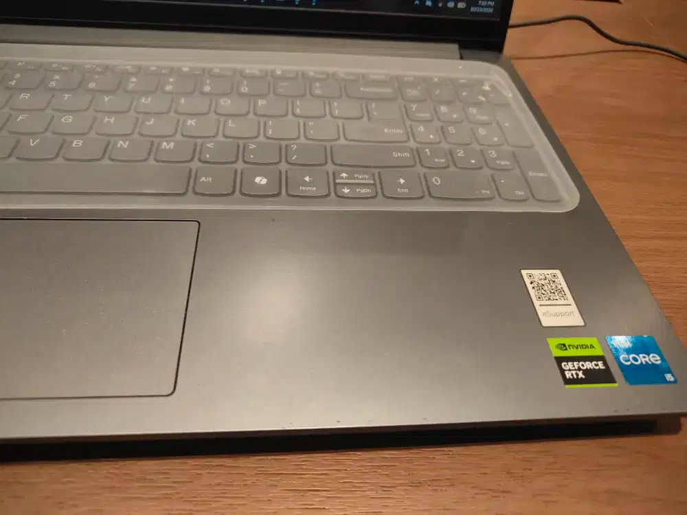 Lenovo 15AX9e normal