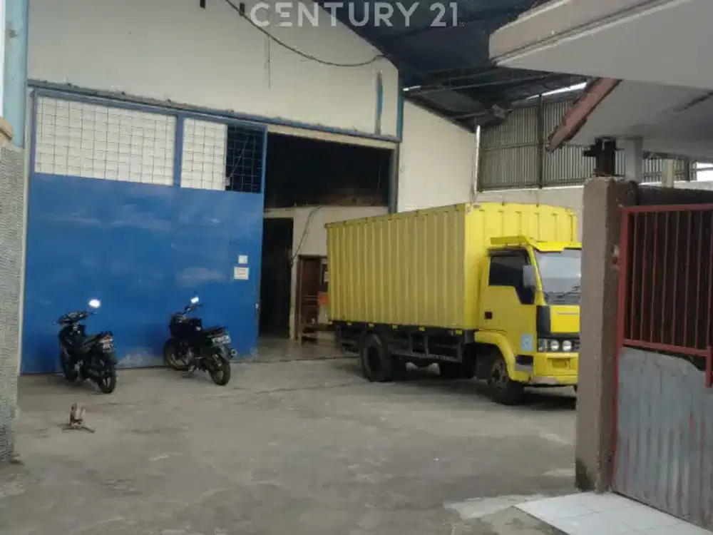 Pabrik Snack Aktif, Ada Rumah Tinggal Di Cipeuyeum, Cianjur