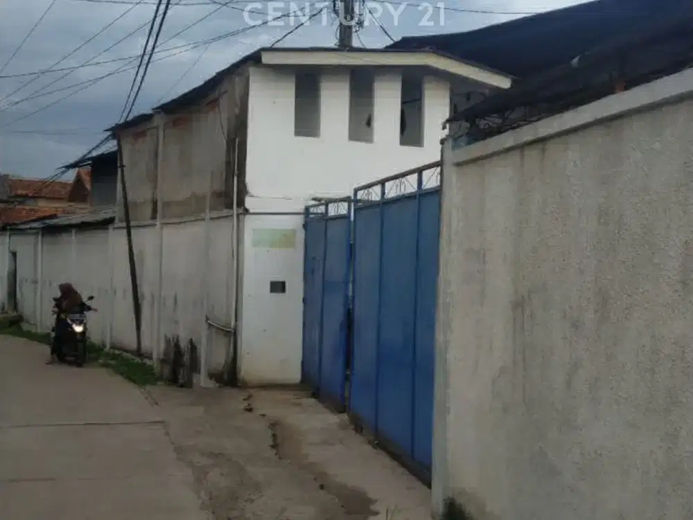 Pabrik Snack Aktif, Ada Rumah Tinggal Di Cipeuyeum, Cianjur