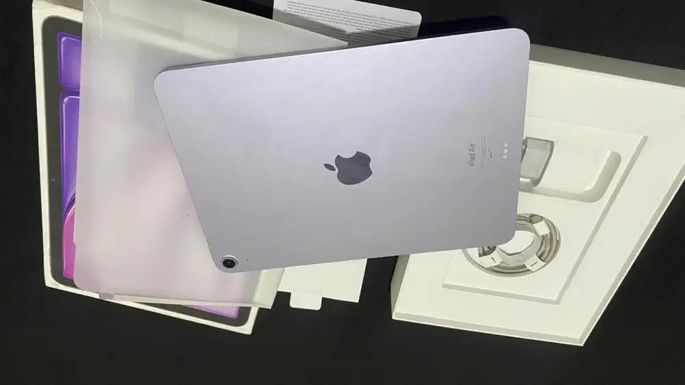 iPad Air M2 128GB WiFi Fullset Mulus (NEGO)
