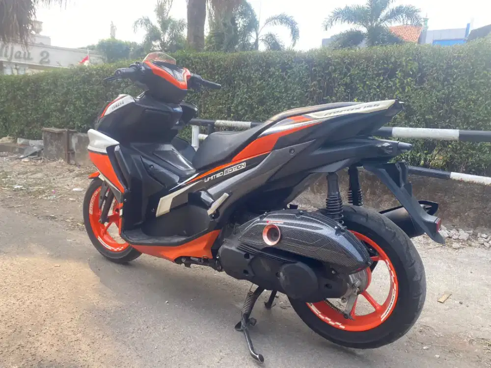 Aerox new limited edition 2021 km rendah 31 ribu