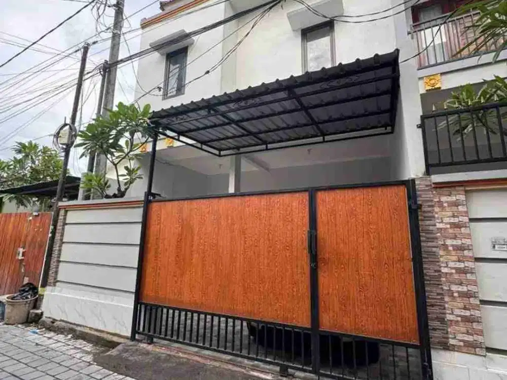 Jual Rumah 2lt Lokasi Jl Hayam Wuruk Dekat Renon lokasi strategis untuk Hunian.