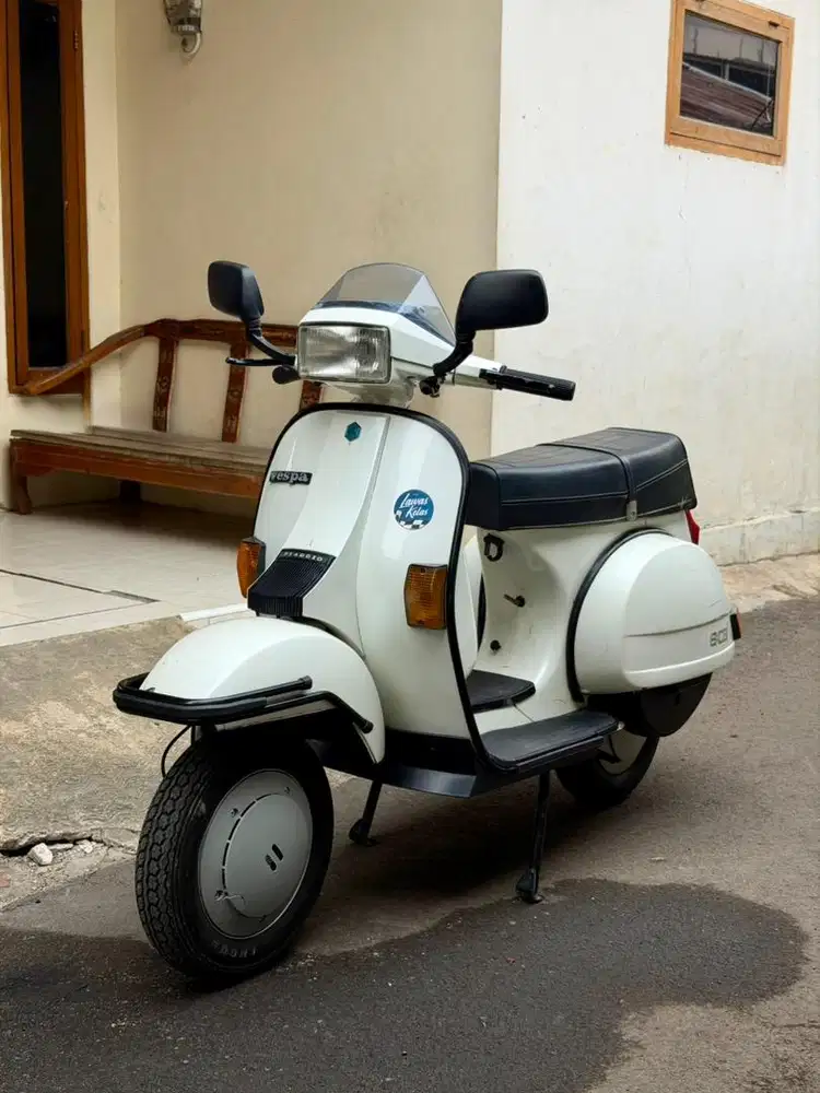 VESPA EXCEL PLAT B DEPOK