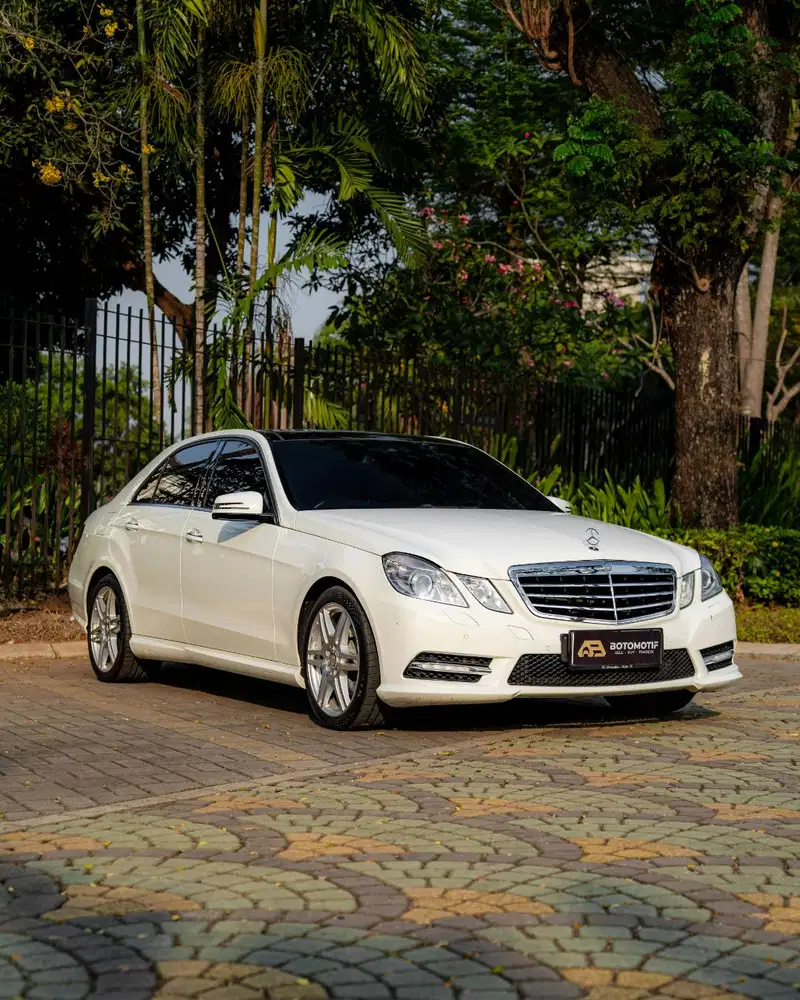 Mercedes-Benz E300 Avantgarde Line W212 White 2013
