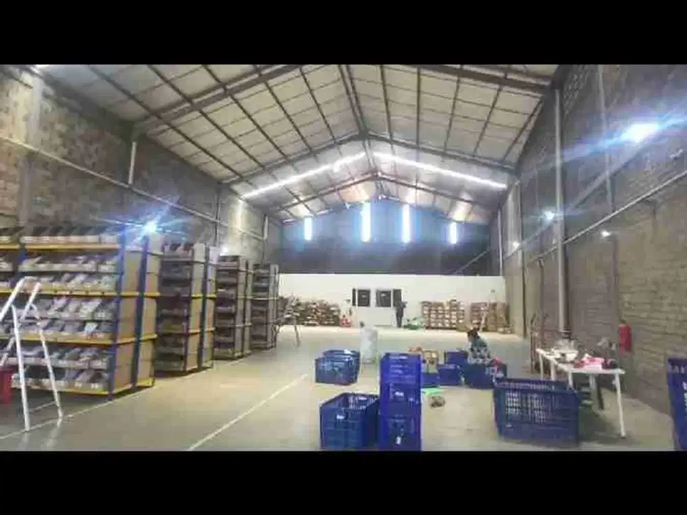 gudang bersama siap usaha di jalan Sadang margahayu bandung