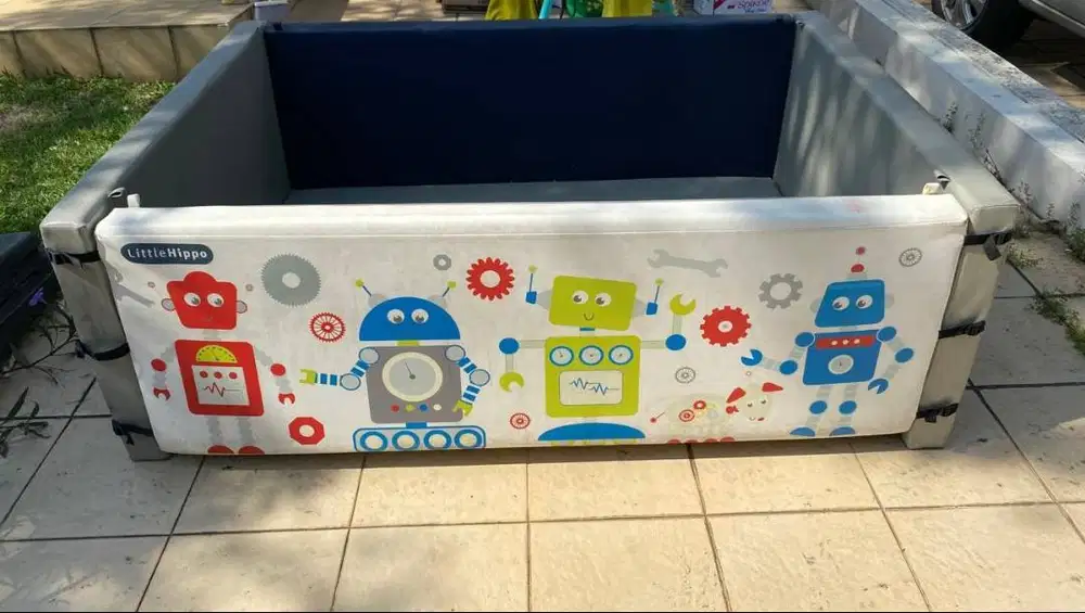 Preloved Little Hippo Bumper Bed Large MIDNIGHT BLUE - ROBOT