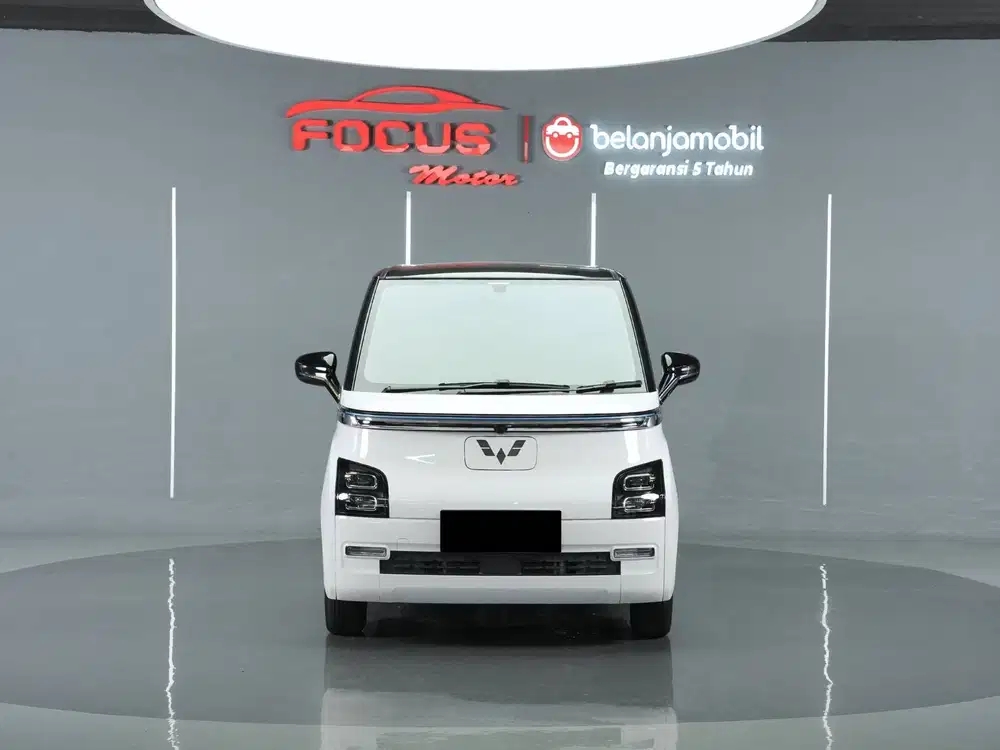 Wuling Air EV Pro Long Range Dual Tone Facelift AT Pristine White 2025