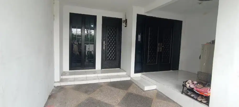 Dijual Cepat Rumah Di Komplek Taman Pajajaran Harga Dibawah Pasar