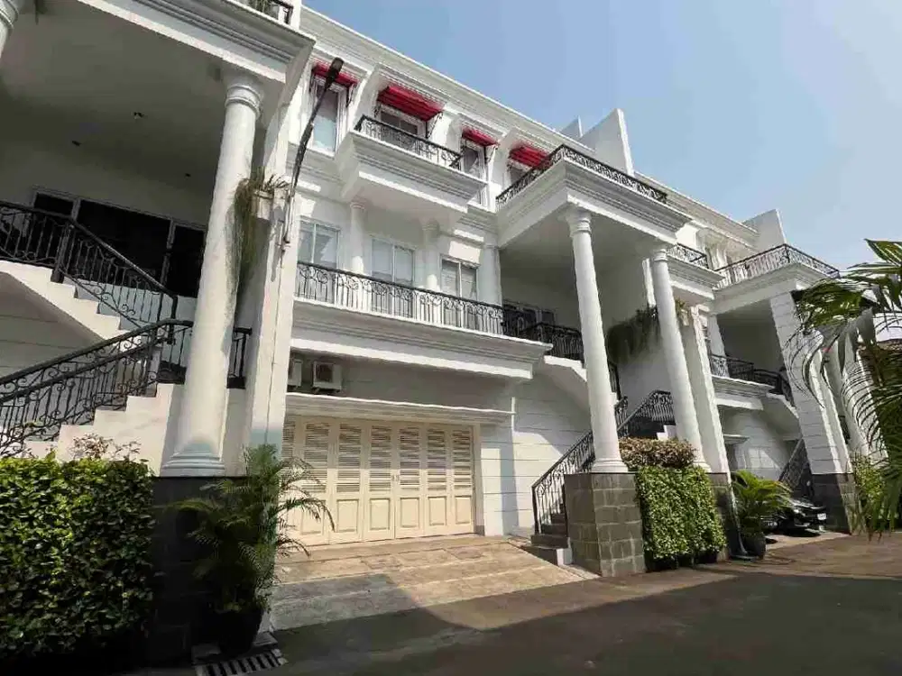 Dijual Rumah Baru 3 Lantai di Lebak Bulus Cilandak Jak Sel