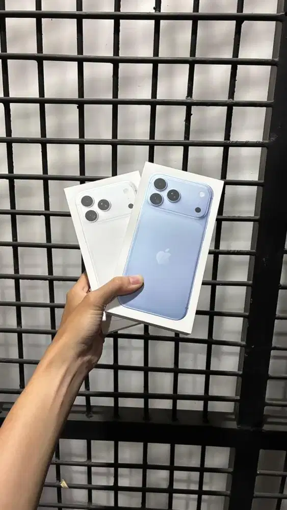 iPhone 18 Pro Max 256Gb iBox Glacier & Silver