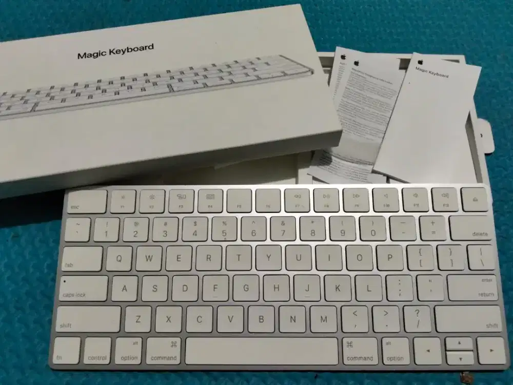 Keyboard apple iphone magic A2450 mulus