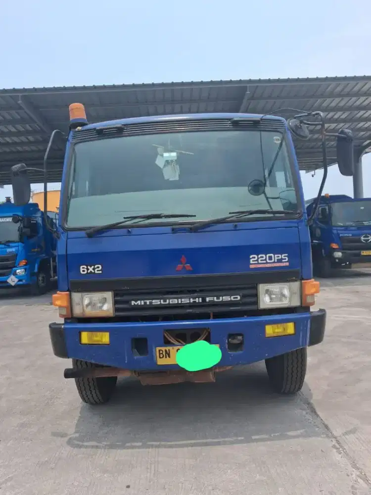 Hino fuso 220 ps 6x2 long sasis tronton thn 2014 tangki 20 ribu liter
