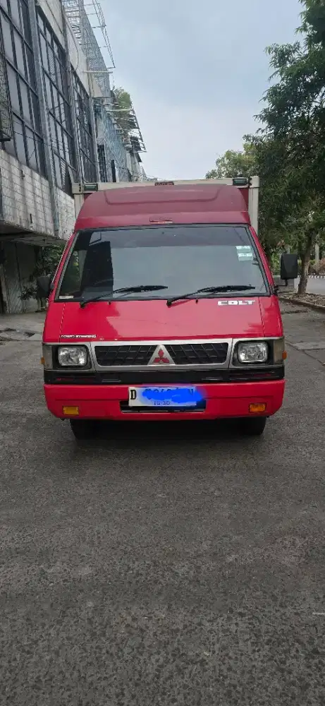 Mitsubishi L300 Box 2020