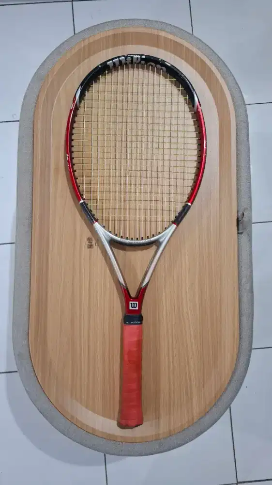 Raket Tenis Tennis Wilson