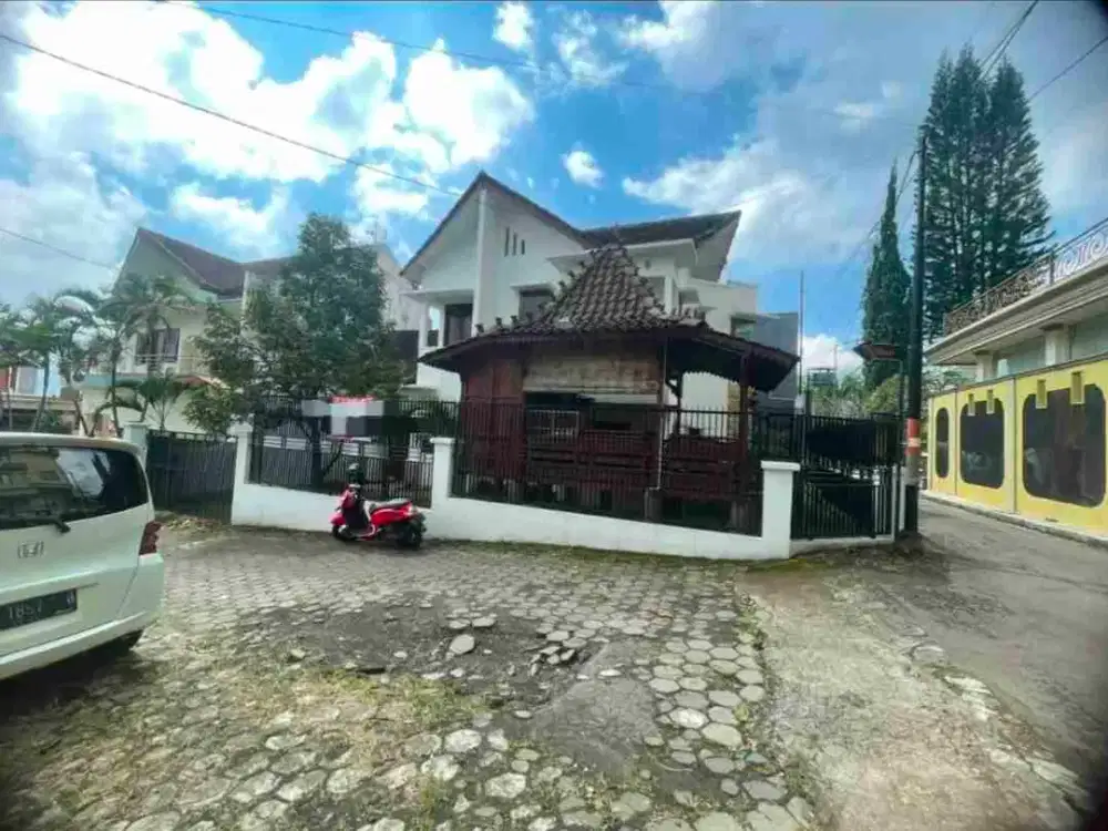 villa murah di abdul gani atas, samping hotel zam zam, kusuma agro, dekat semua wisata di batu. BU SEGERA