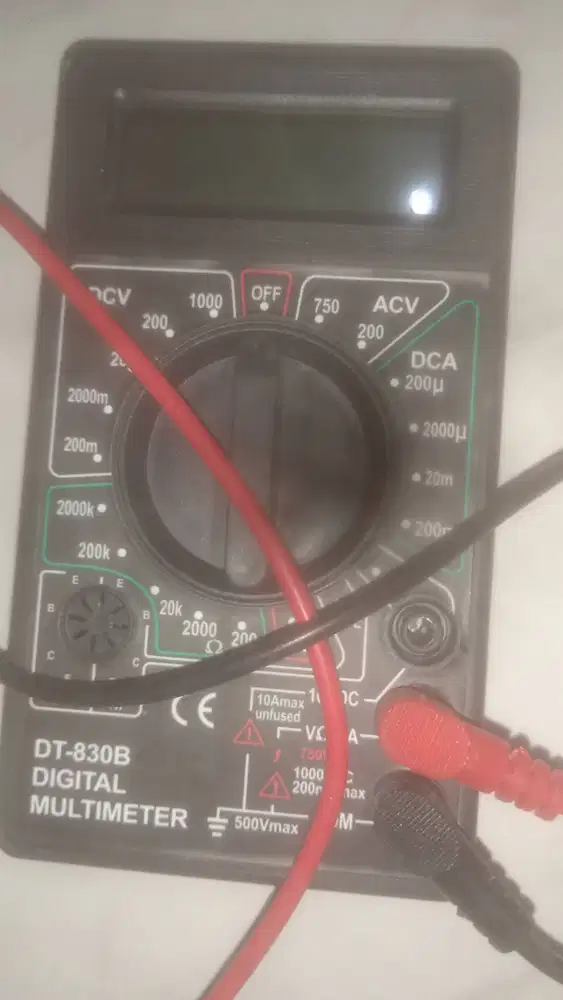 Multimeter dt 830B