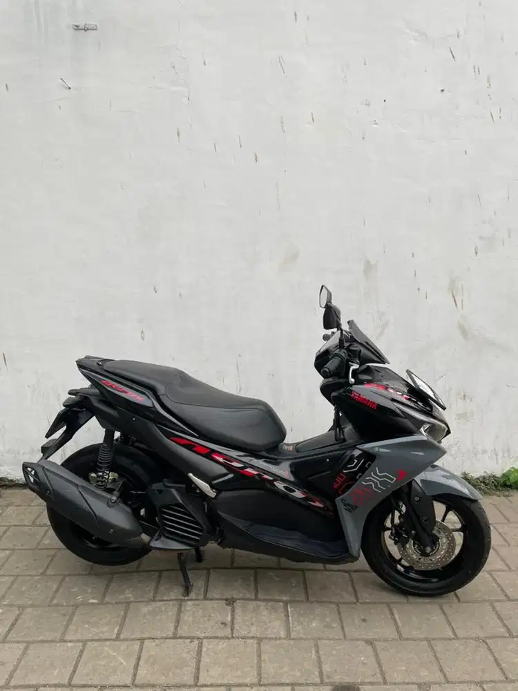 DIJUAL AEROX 2024 LIKE NEW