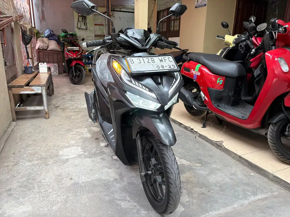 KM 28K HONDA VARIO 125 CBS ISS 2020 BISA TT 2019 DI CILEDUG HARGA PAS