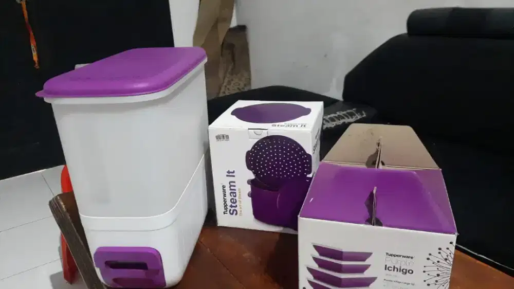 Tupperware purple series