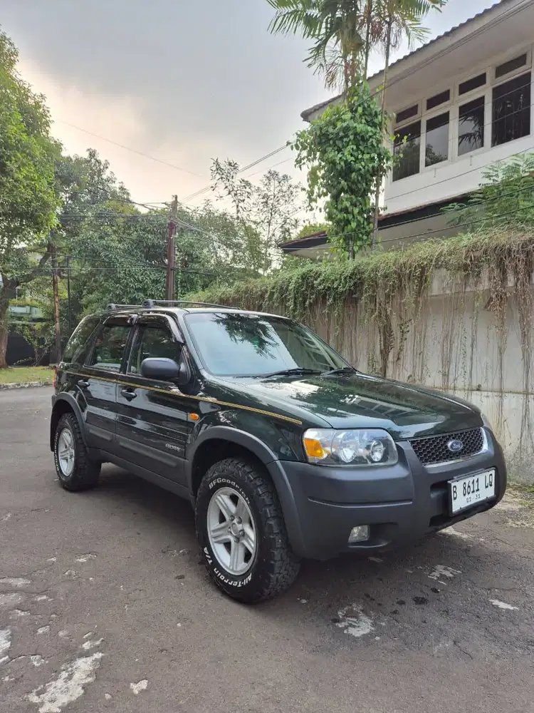 Dijual Ford Escape 2.3 2005, Cat Orisinal, Interior Segar