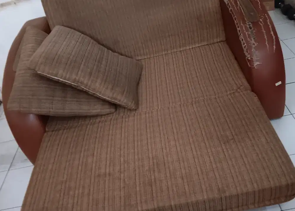Sofa Bed Bekas Masih Nyaman