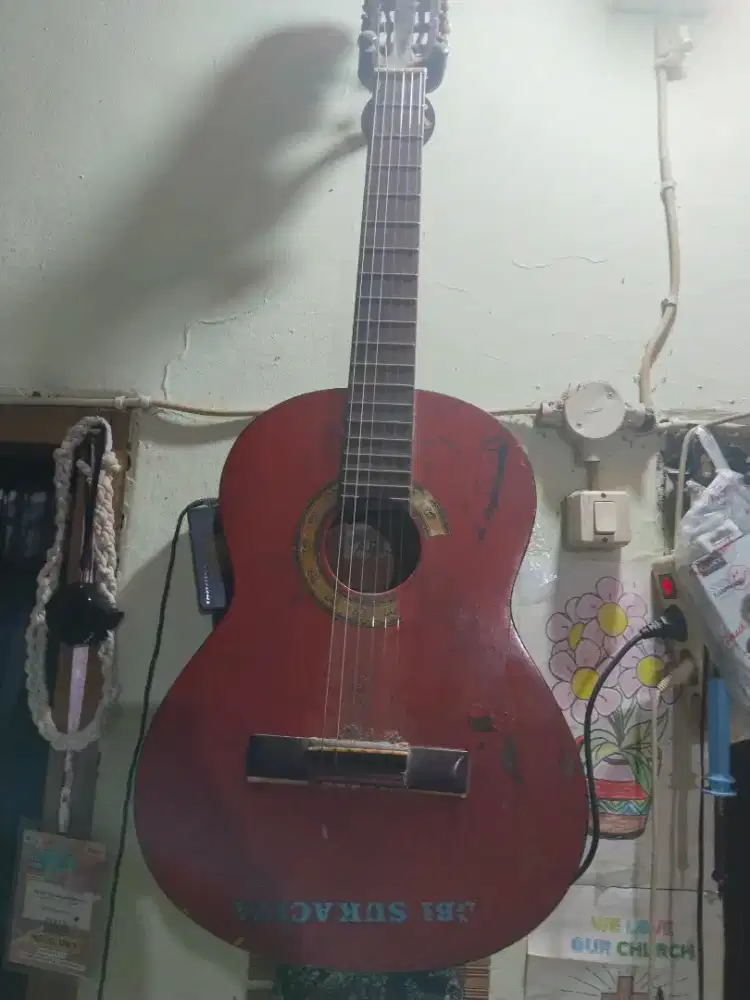 Dijual Gitar merk Arista
