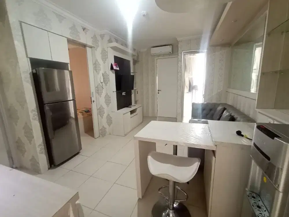 Sewa bulanan 3 BR furnish siap huni apt bassura tower flamboyan