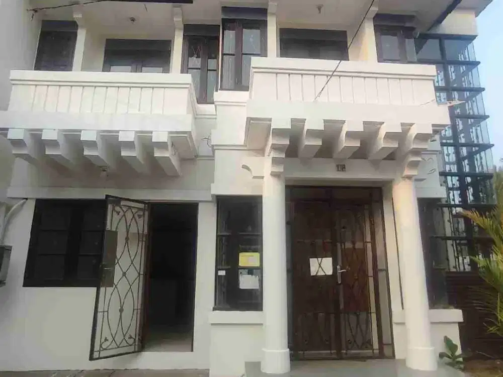 Disewa Rumah Rapih Siap Huni Kamar 3+1 di Bukit Chedi Lippo Karawaci
