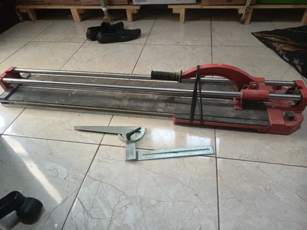 Alat Potong Rumway Keramik dan Granit
