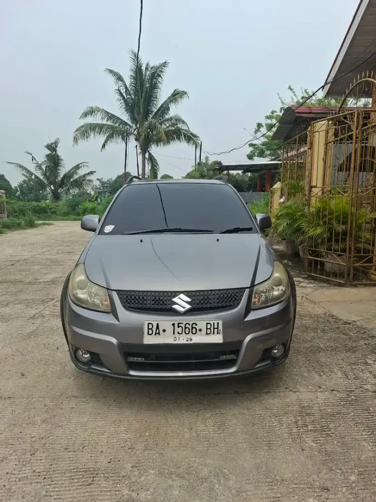 Suzuki Sx4 X-Over MT