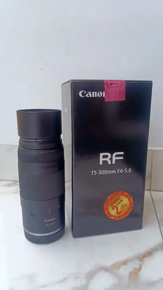 Canon RF 75-300mm Like New