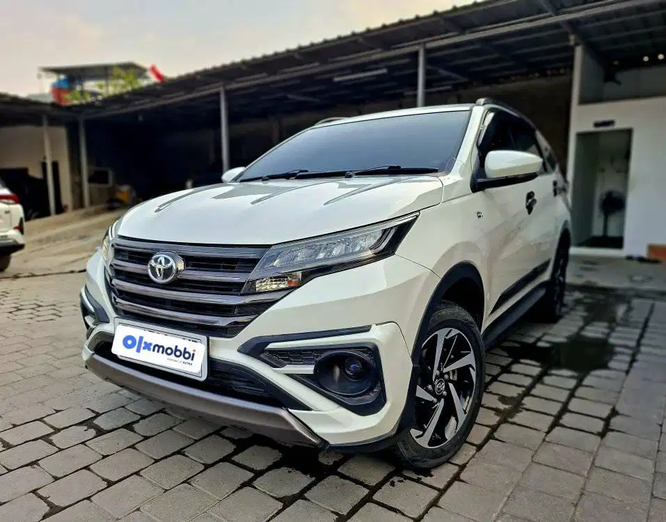 Jual Cepat - Toyota Rush 1.5 GR Sport AT 2022