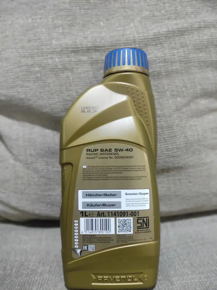 Oli Motor Mobil Ravenol