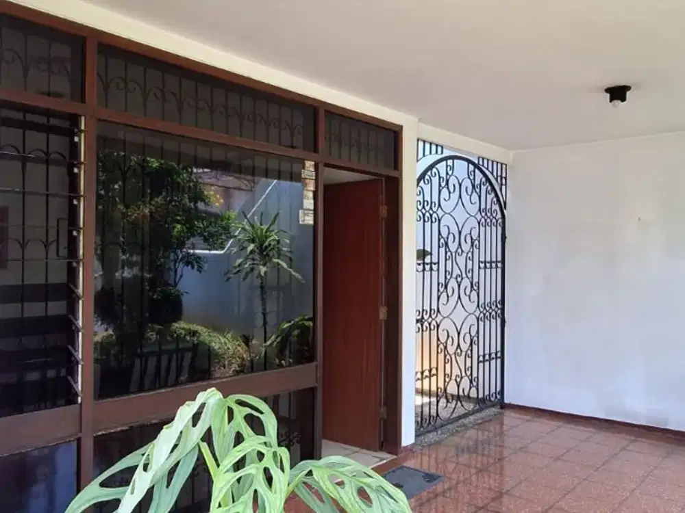 Manyar Kertoarjo 1 lantai siap huni kawasan Premium Surabaya Timur dekat Bonnet, Kertajaya