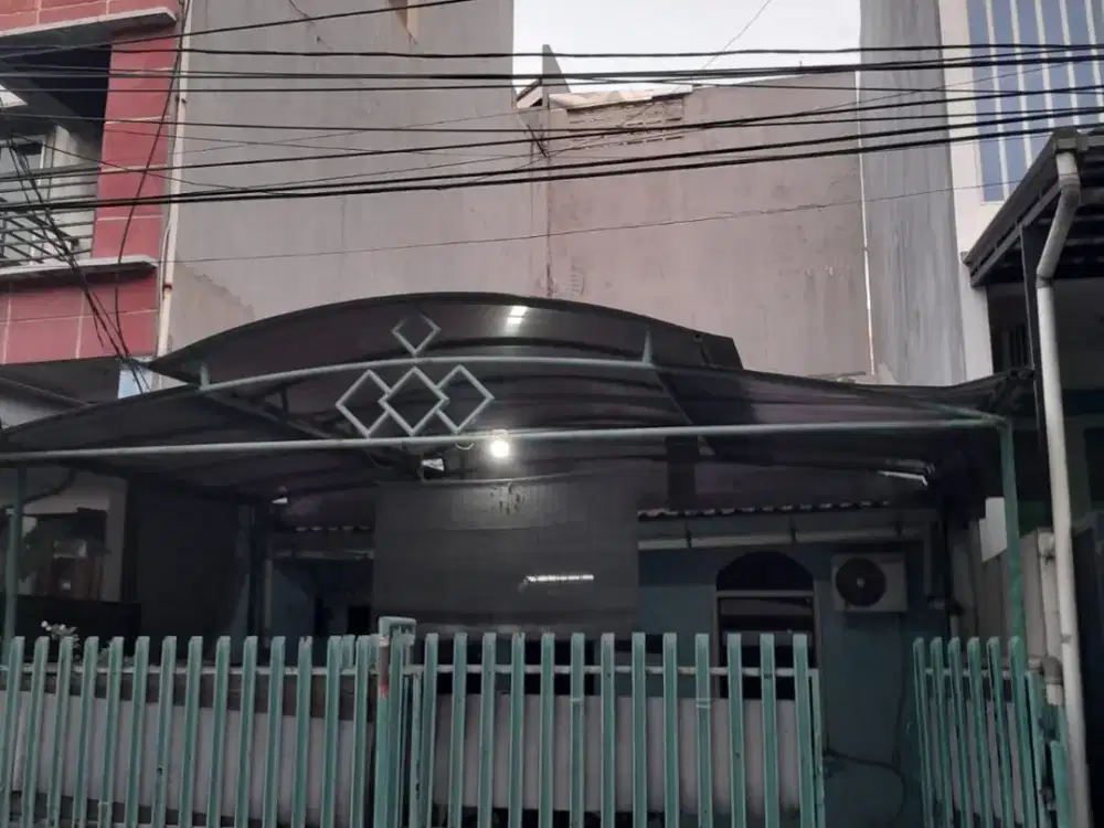 Rumah Standard Kelapa Gading Uku 6X15 Komplek Belakang Mall Mkg Hrg Menarik.