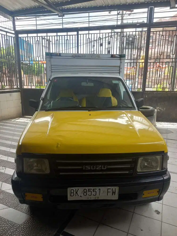 Isuzu Panther box 2008 Diesel