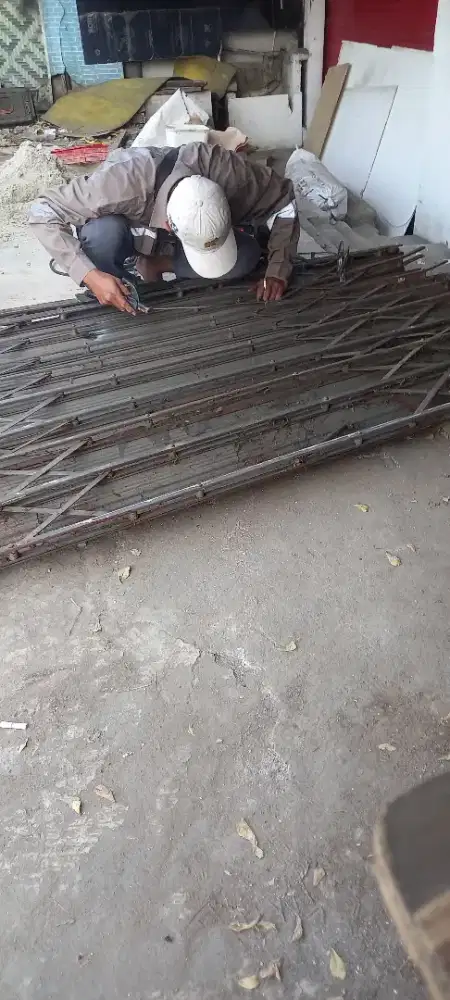 TUKANG SERVICE ROLLING DOOR FOLDING GATE MURAH AREA MENTENG